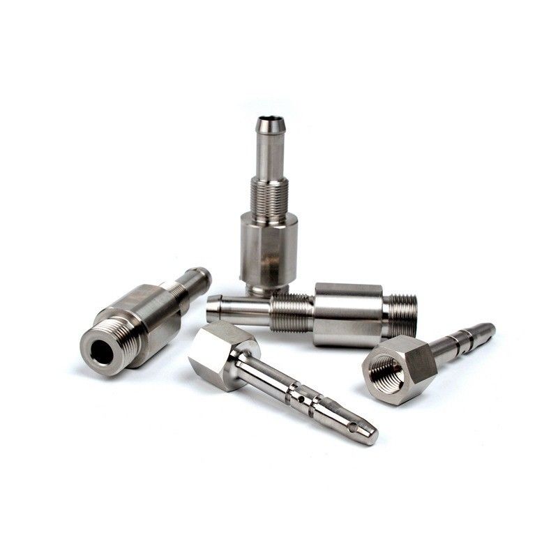 Máquina de usinagem CNC aço inoxidável metal latão Peek plástico peças de reposição elétricas lanterna CNC peças de usinagem